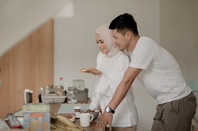 Isteri Suri Rumah Tetap Tinggi Darjatnya. Walaupun Tidak Bekerja, Suami Perlu Ucap Terima Kasih Kepada Isteri!