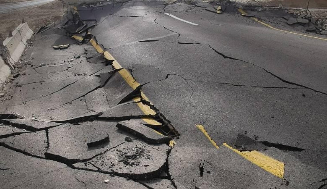 Israel kini dilanda gempa bumi