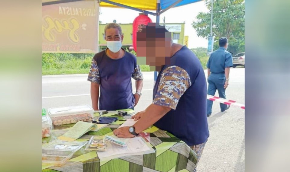 Penguat kuasa PBT tidak pakai pelitup muka dikenakan tindakan ketika mengenakan kompaun terhadap peniaga