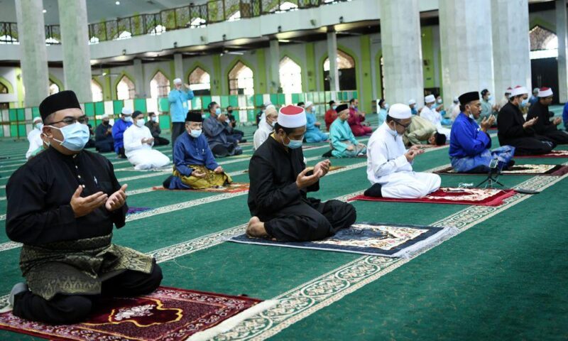Buka masjid dan surau untuk pulihkan kesihatan mental rakyat - Mufti